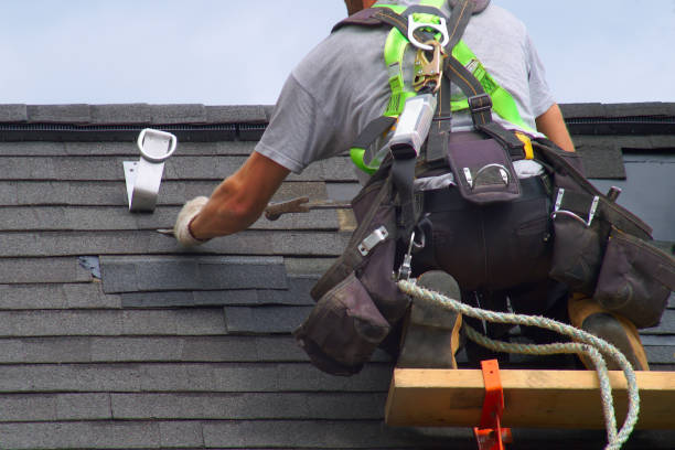 Quick and Trustworthy Emergency Roof Repair Services in St Charles, IL